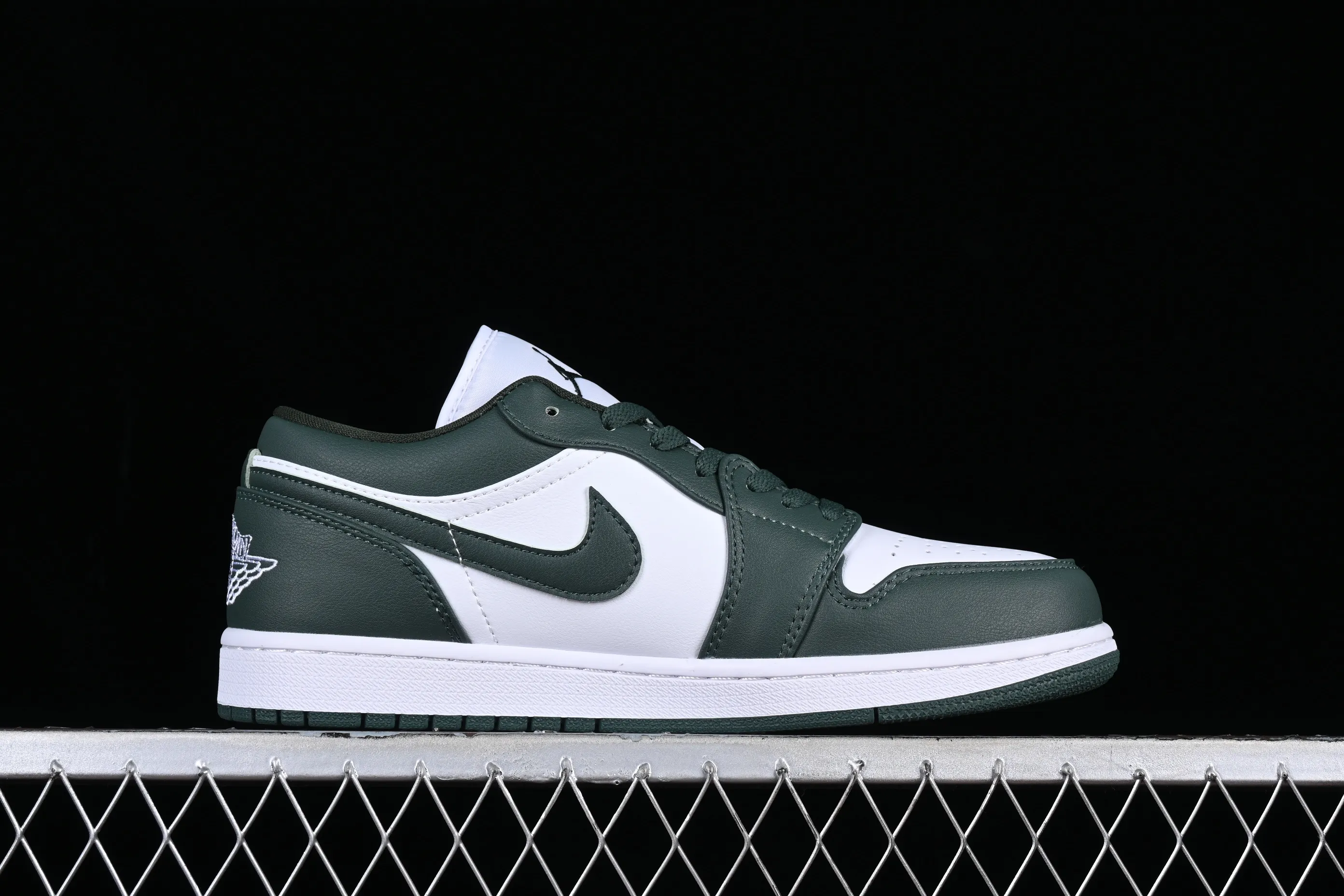 All categories Air Jordan Jordan series basketball shoes Air Jordan 1 Low Z version Air Jordan 1 Low "Olive Green" AJ1 Joe 1 olive green low-top basketball shoes DC0774-113